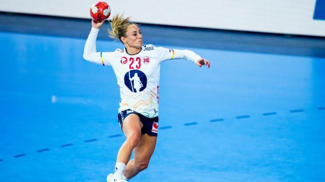 20241202 EHF EURO 2024 Norge Slovakia Camilla Herrem skudd