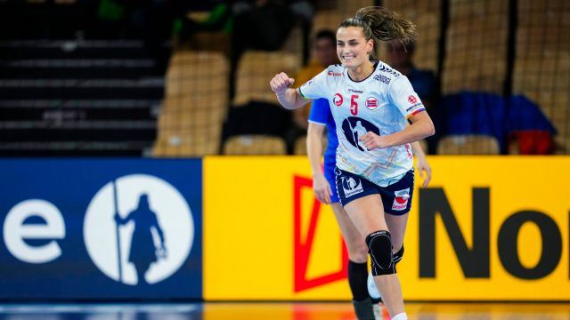 20241202 EHF EURO 2024 Norge Slovakia Anniken Obaidli feiring