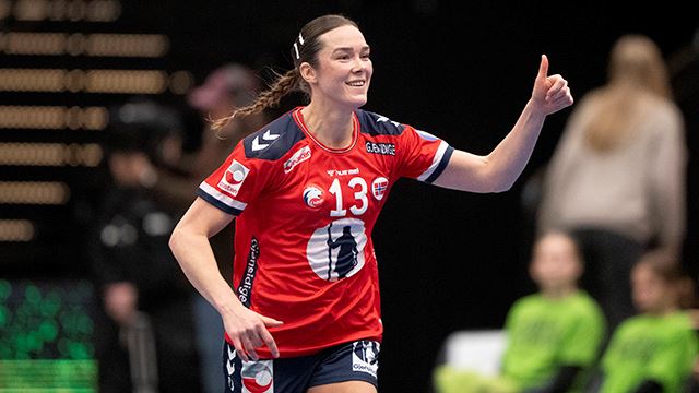 Norges Kari Brattset Dale reagerer, efter hun har scoret under Golden League håndboldkampen mellem Danmark og Norge i Arena Randers torsdag den 21. november 2024. (Foto: Bo Amstrup/Ritzau Scanpix)