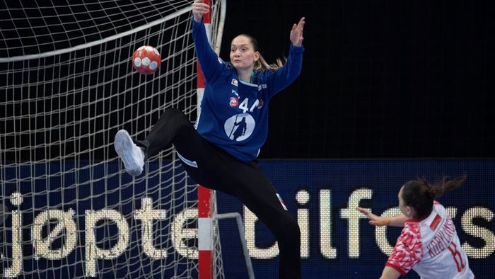 's-Hertogenbosch, Nederland 20250308. 
Norges June Cecilie Krogh i håndballandskampen mellom  Norge og Polen i Maasport den Bosch i Nederland.
Foto: Ermindo Armino / NTB