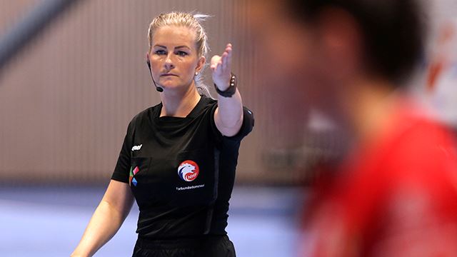 Dommer Carina Pettersen