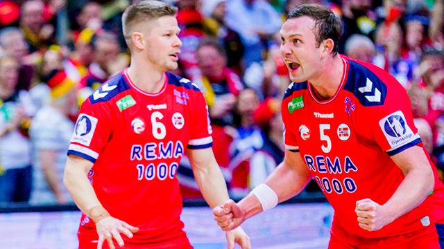 Katowice, Polen 20230123. 
Torbjørn Sittrup Bergerud, Sebastian Barthold og Sander Sagosen i VM-kampen i håndball for herrer mellom Tyskland og Norge i Spodek Arena i Katowice, Polen.
Foto: Stian Lysberg Solum / NTB