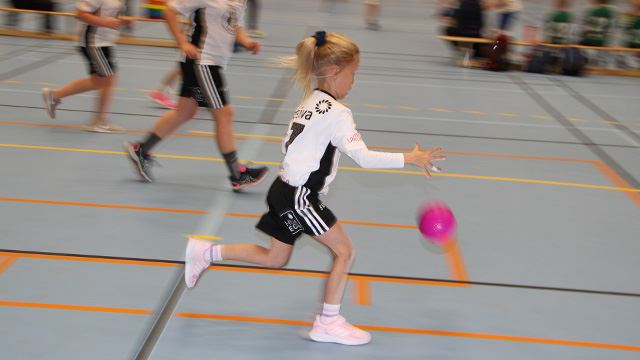 Jente_ball_2021_foto_T_håkensbakken.jpg