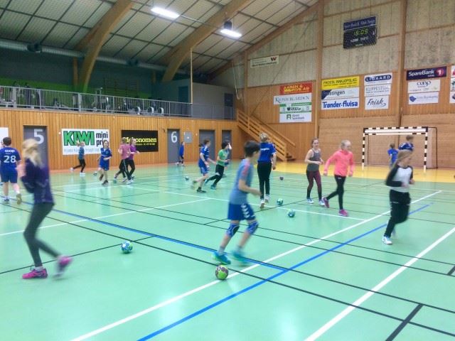 Aasguten-Trening i Frostahallen G11- J11-J10.jpg