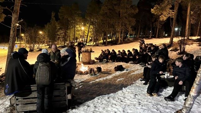 Bålkos og hundekjøring fredag kveld