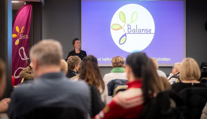 Fylkesvaraordfører Natalia Golis, fra Vestland fylkeskommune. | Foto: Rune Lindgren Balansekonferansen 01 Varaordførere.jpg